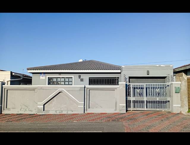 3 BEDROOM FREEHOLD FOR SALE IN ILITHA PARK